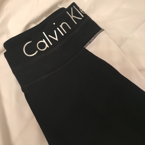 Sold 💥💥New condition Calvin Klein Workout Pants! - Picture 2 of 6